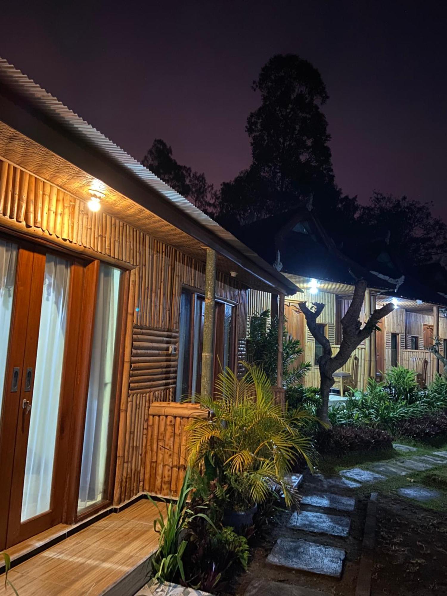 D'Yoga Bamboo Cabin Kintamani エクステリア 写真
