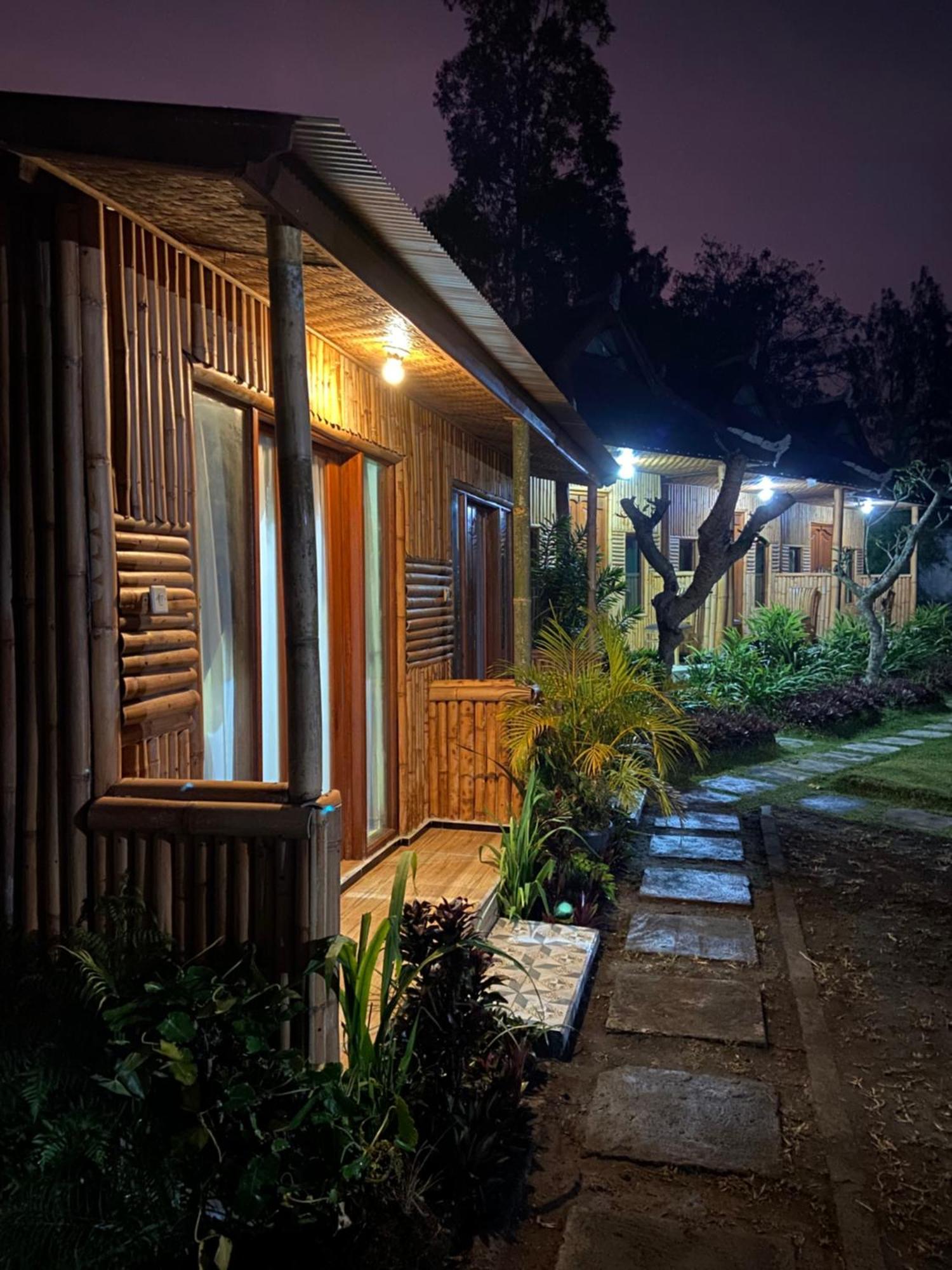 D'Yoga Bamboo Cabin Kintamani エクステリア 写真